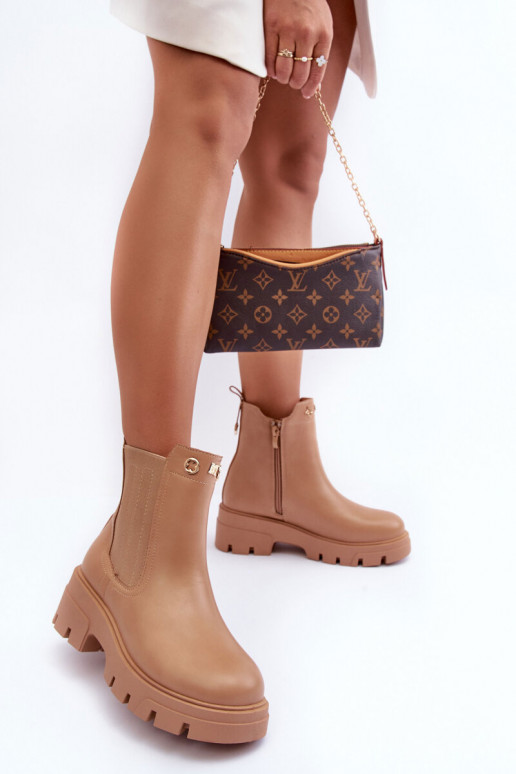 Moteriški natūralios odos aulinukai su gražiomis detalėmis smėlio spalvos Lobb