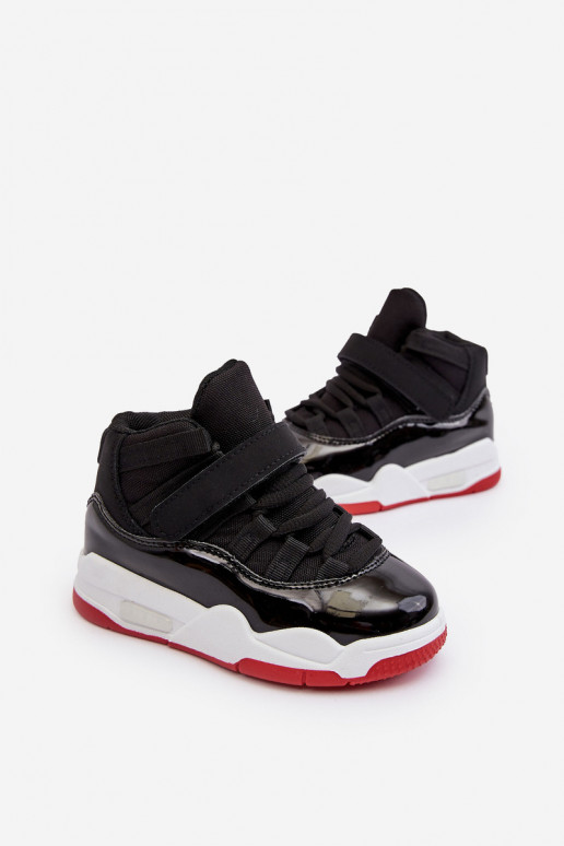 Vaikiški sportbačiai su raišteliais Juodos ir-raudonos spalvos Darina