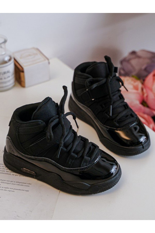 Vaikiški sportbačiai su raišteliais juodos spalvos Darina