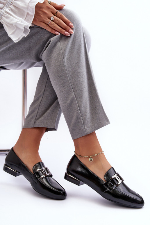 moteriški mokasinai su lako efektu su ornamentais juodos spalvos Camilena