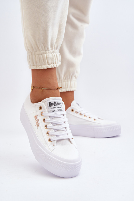 Moteriški batai su platforma Lee Cooper LCW-24-31-2725 baltos spalvos