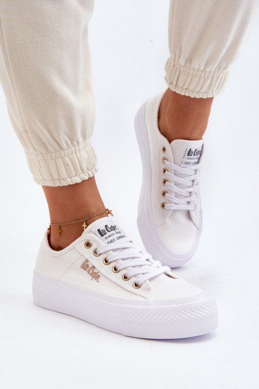 Moteriški batai su platforma Lee Cooper LCW-24-31-2725 baltos spalvos