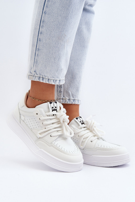 Sneakers modelio batai Eko baltos spalvos Avanalis Sneakers modelio batai Eko baltos spalvos Avanalis