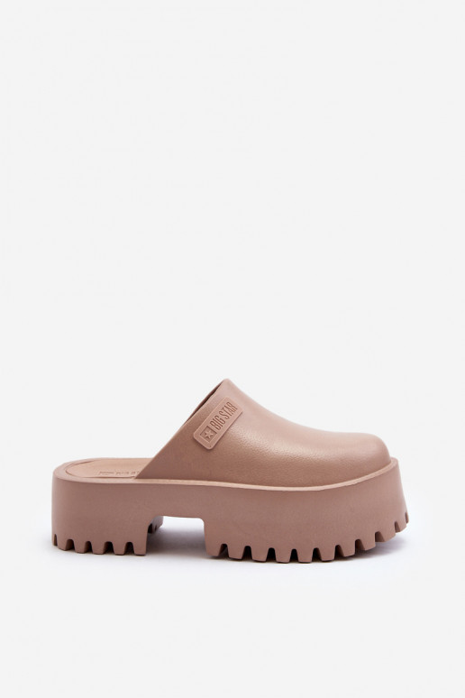 Šlepetės su madingais masyviais padais Big Star NN274016 smėlio spalvos