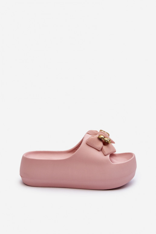 Lengvos šlepetės Moteriškos šlepetės su kaspinais rožinės spalvos Salessa