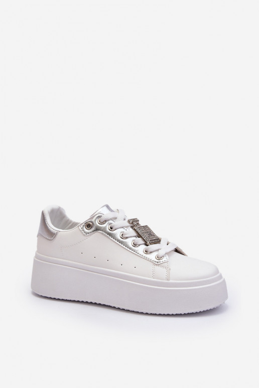 Sneakers modelio batai su ornamentais baltos spalvos Celedria Sneakers modelio batai su ornamentais baltos spalvos Celedria