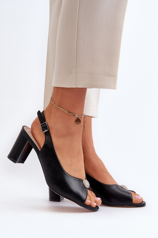 Elegantiško stiliaus basutės su kulniukais su ornamentais juodos spalvos Trasea