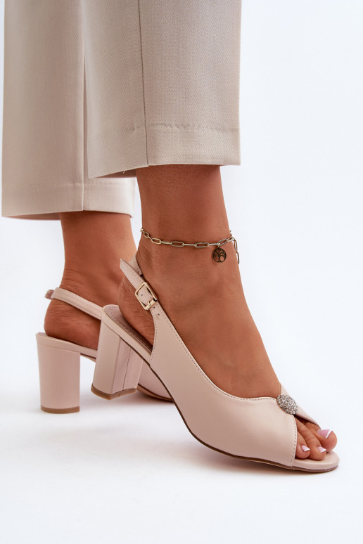 Elegantiško stiliaus basutės su kulniukais su ornamentais smėlio spalvos Trasea