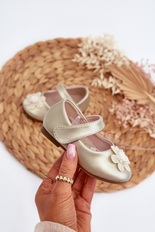 balerinos Vaikiški su lipniais užsegimais su ornamentais aukso spalvos Serinde