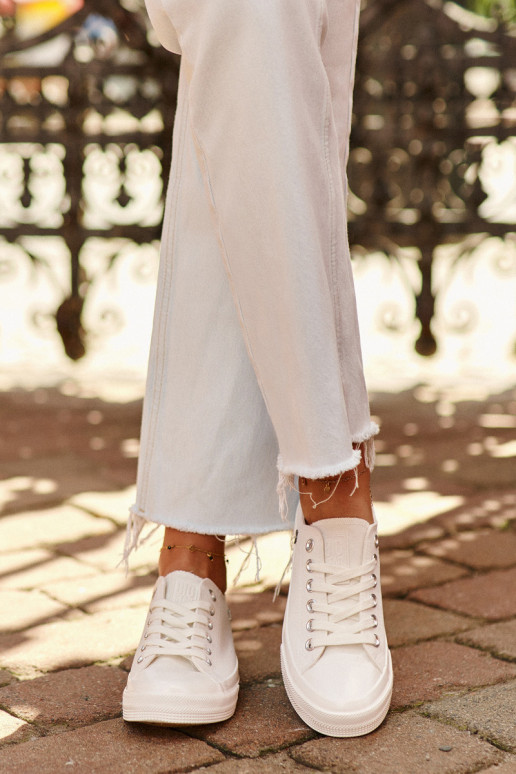 Klasikinio modelio Laisvalaikio bateliai Big Star NN274285 baltos spalvos