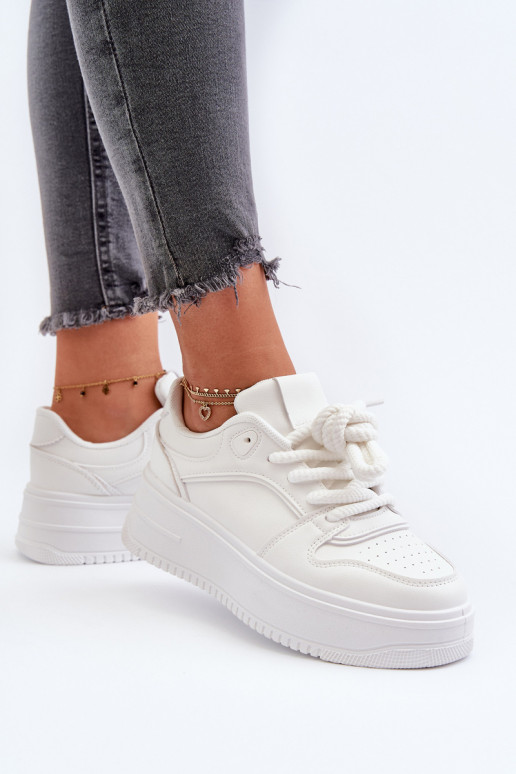Sneakers modelio batai su platforma iš eko odos baltos spalvos Vhisper Sneakers modelio batai su platforma iš eko odos baltos spalvos Vhisper