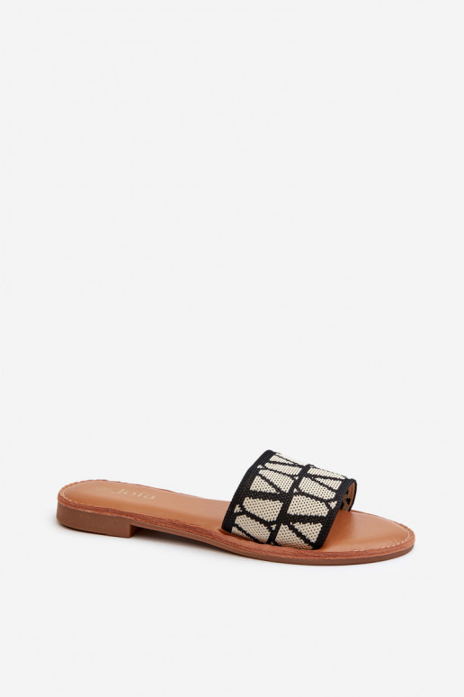 Moteriškos šlepetės su plačiais kulniukais Juodos spalvos Traivea