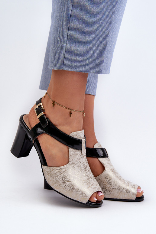 Moteriškos aukštakulnės basutės iš eko odos aukso-Juodos spalvos Queenmarie