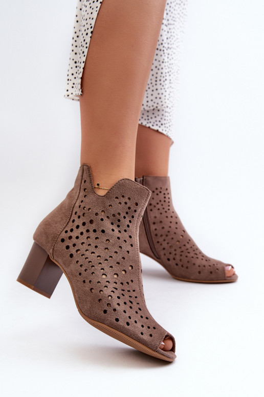 Ažūriniai aulinukai  iš eko zomšosowe su kulniukais Z Odkrytymi Palcami rudos spalvos Halania