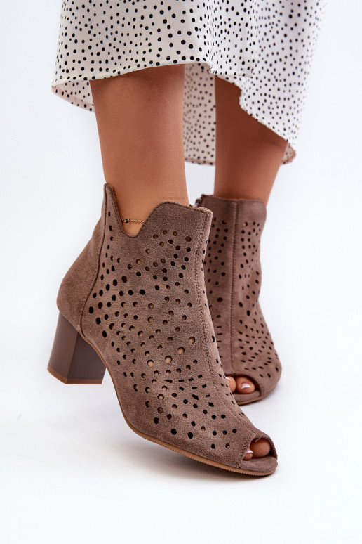 Ažūriniai aulinukai  iš eko zomšosowe su kulniukais Z Odkrytymi Palcami rudos spalvos Halania