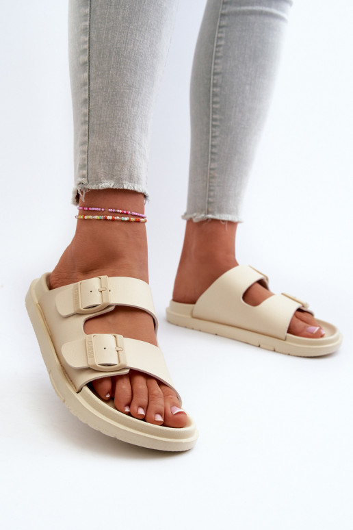 Lengvos šlepetės  su sagtimis Big Star NN274A752 smėlio spalvos