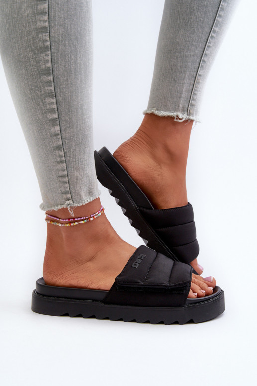  Šlepetės su platforma Big Star NN274772 Juodos spalvos