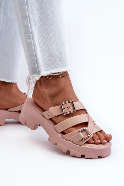  Moteriškos šlepetės žemu kulniuku  NN285044 Šviesaus rausvo atspalvio