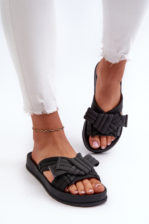  Moteriškos šlepetės   LL285096 Juodos spalvos