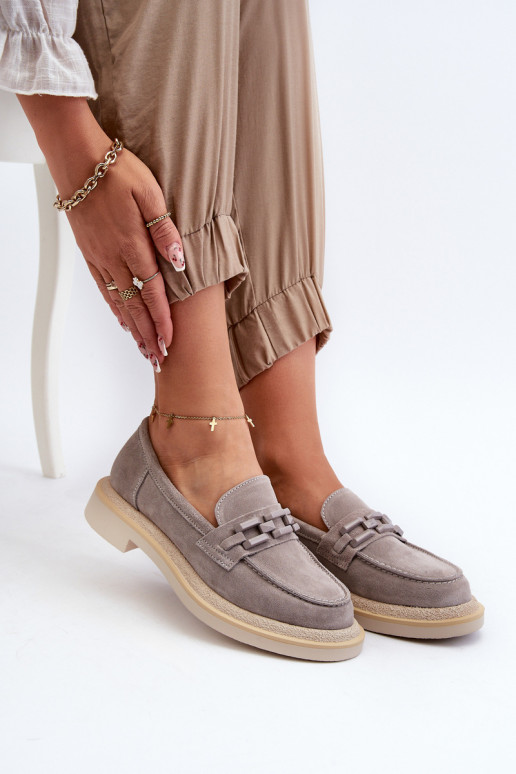 moteriški mokasinai iš zomšos su plačiais kulniukais su ornamentais D&A TW101 pilkos spalvos