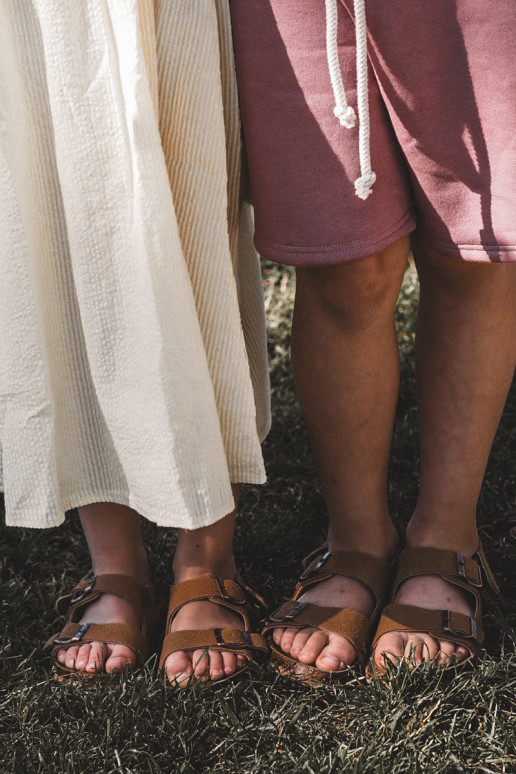 sandalai Vaikiški su platforma su lipniais užsegimais rudos spalvos Rorria