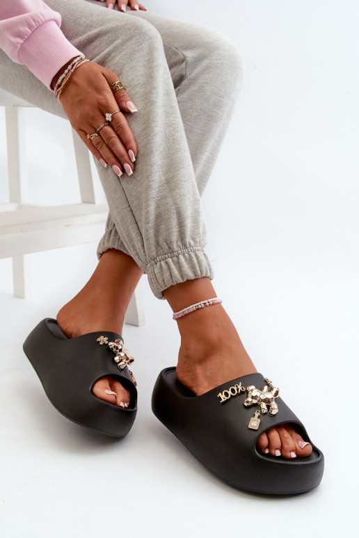 Moteriškos šlepetės   su gražiomis detalėmis Juodos spalvos Orchia