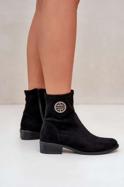 Moteriški aulinukai Užsegamos   Detalem iš eko zomšosowe Juodos spalvos Lerioria