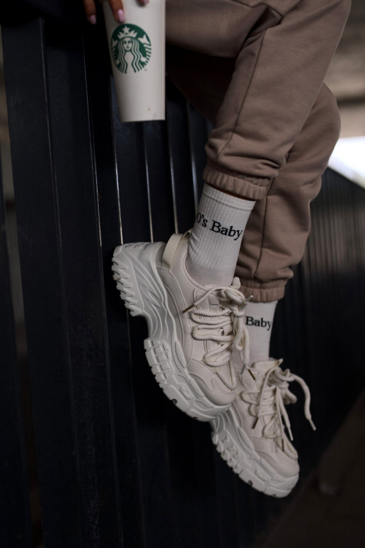  modelio batai  su madingais masyviais padais dramblio kaulo spalvos Nevela