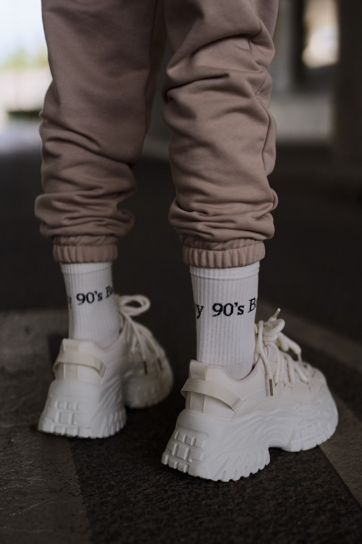  modelio batai  su madingais masyviais padais dramblio kaulo spalvos Nevela