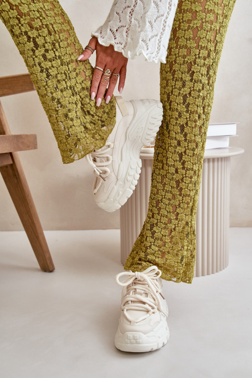  modelio batai  su madingais masyviais padais dramblio kaulo spalvos Nevela