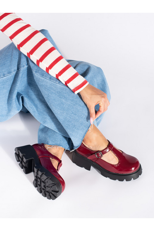 bordo spalvos lakuoti pusbačiai  su platforma