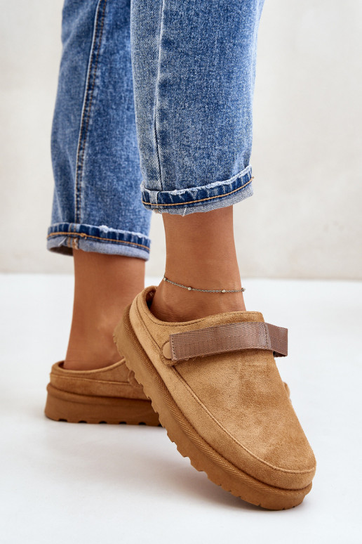  Šlepetės pašiltinti su kailiuku viduje su platforma rudos spalvos Azida