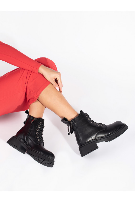   juodos spalvos  moteriški batai