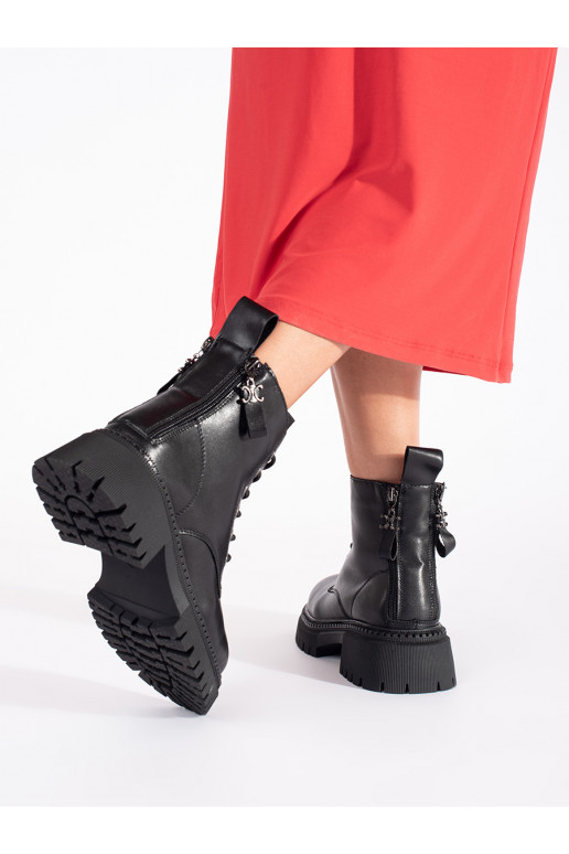   juodos spalvos  moteriški batai