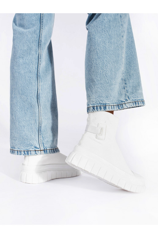 baltos spalvos  batai su platforma