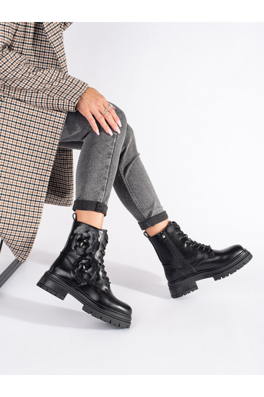 Juodos spalvos su pašiltinimu auliniai batai 