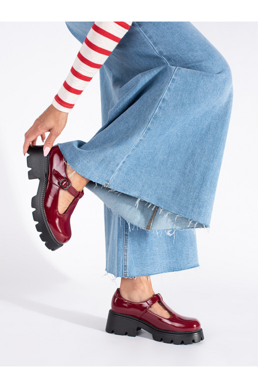 bordo spalvos lakuoti pusbačiai  su platforma