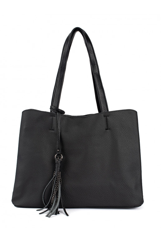 juoda  rankinė su kutais