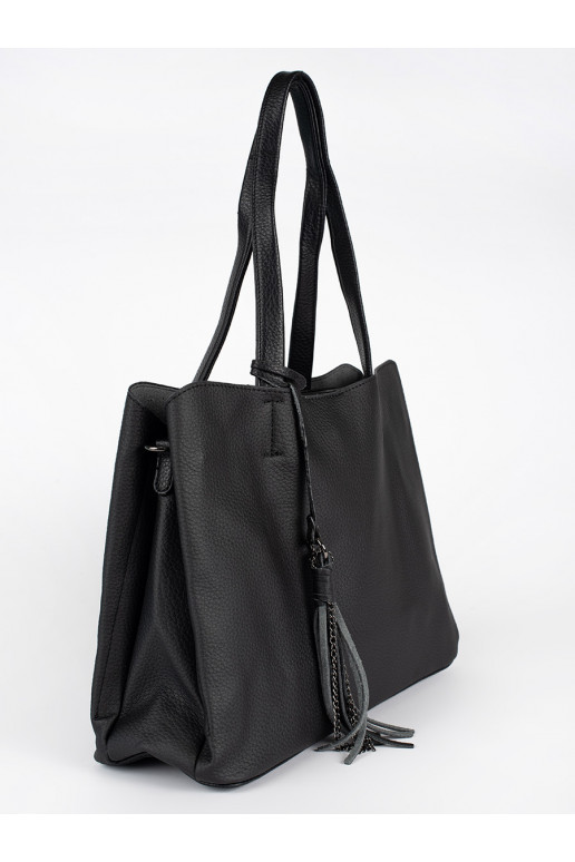 juoda  rankinė su kutais