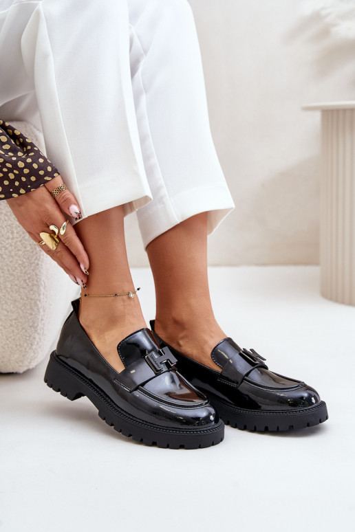 moteriški mokasinai su lako efektu Vinceza 62187 Juodos spalvos