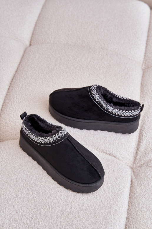 sniego batai  su platforma pašiltinti su kailiuku viduje Juodos spalvos Remenia sniego batai  su platforma pašiltinti su kailiuku viduje Juodos spalvos Remenia