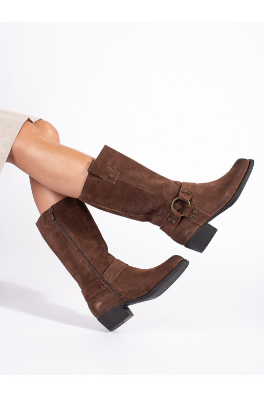 rudos spalvos   kaubojiško stiliaus  Sergio Leone