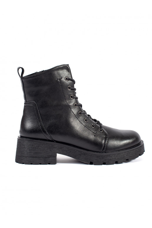   juodos spalvos batai su masyviu kulnu Sergio Leone