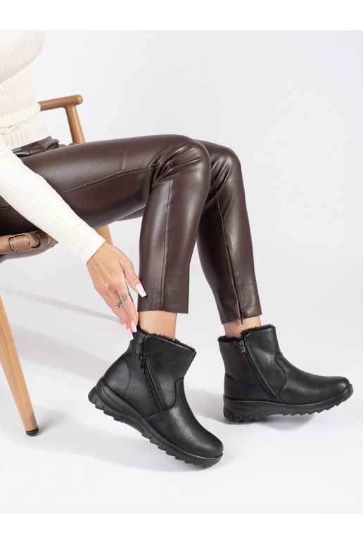 Juodos spalvos  su pašiltinimu moteriški batai