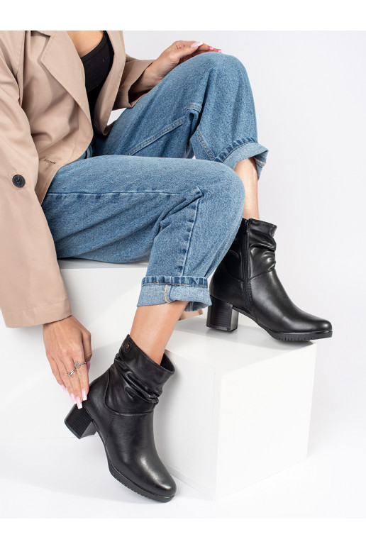 Juodos spalvos   moteriški batai ant kulno  Sergio Leone