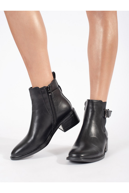 rudos spalvos batai  su sagtimis  