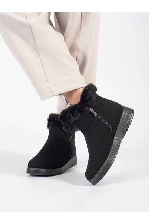 Juodos spalvos  su pašiltinimu moteriški batai su kailiuku