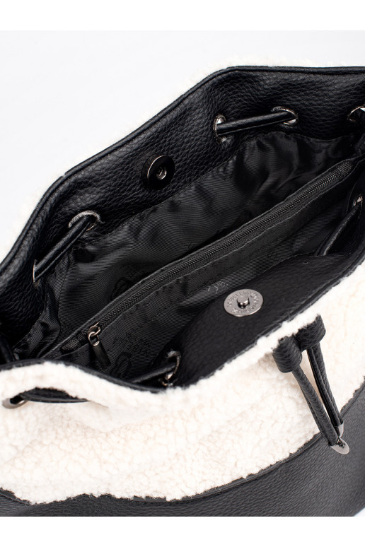 juoda elegantiška rankinė su kailiuku typu baranek