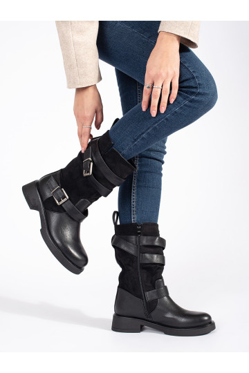 Juodos spalvos moteriški batai