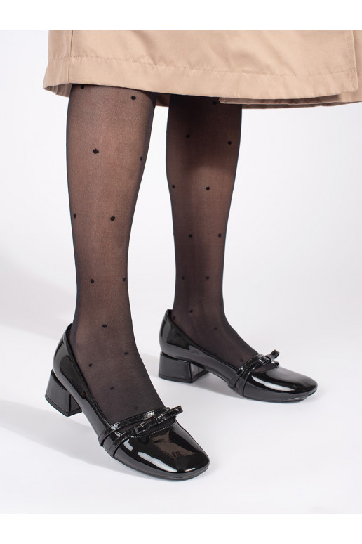 Juodos spalvos  aukštakulniai 